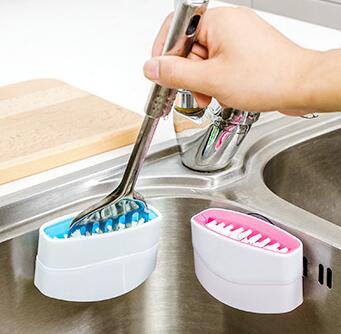 Suction Cup Knife, Fork & Chopstick Cleaning Brush